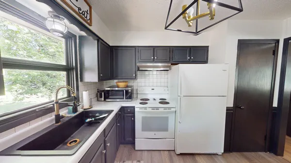 $287,000 | 1301 9th Street Southeast, Willmar, MN 56201