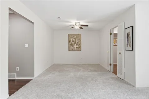 $250,000 | 6634 West 109th Street, Unit F, Overland Park, KS 66211