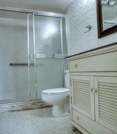 $2,000 | 4471 Luxemburg Court, Unit 301, Lake Worth, FL 33467