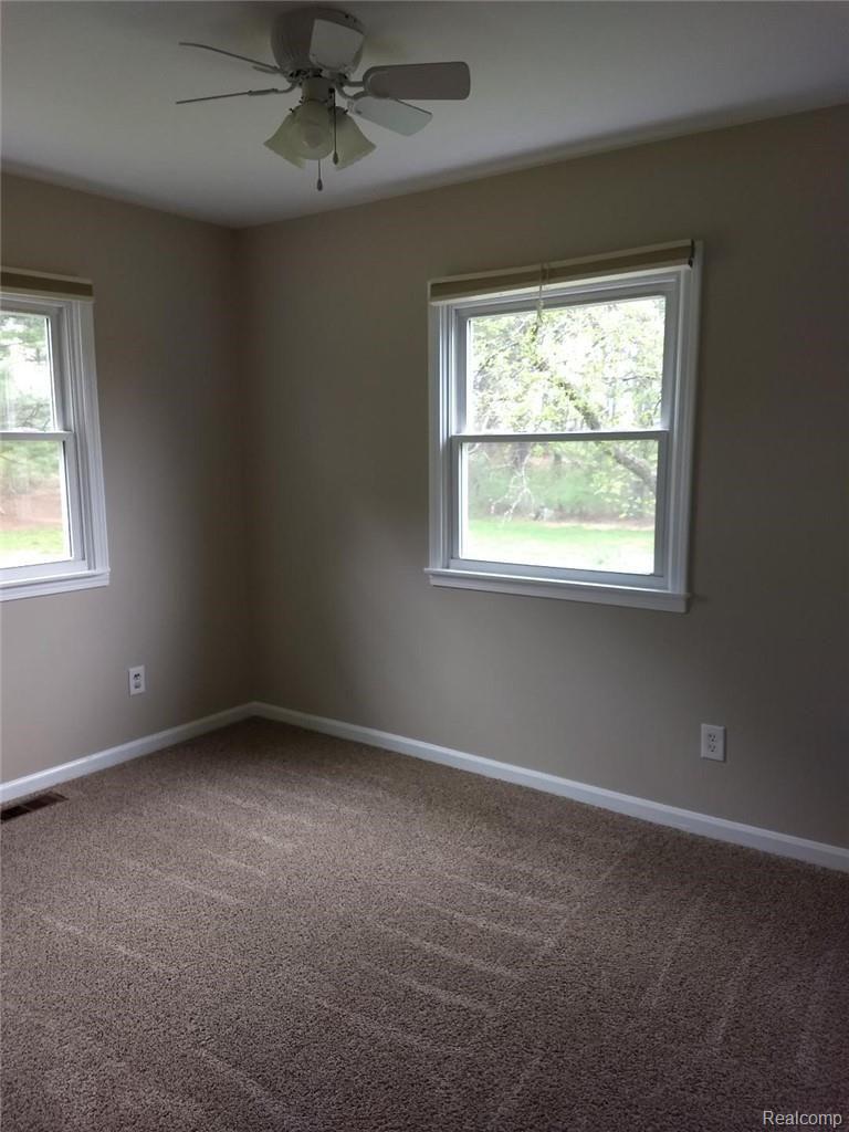 6199 Bergin Road Howell, MI 48843 - Photo 20 of 30 5354.jpg