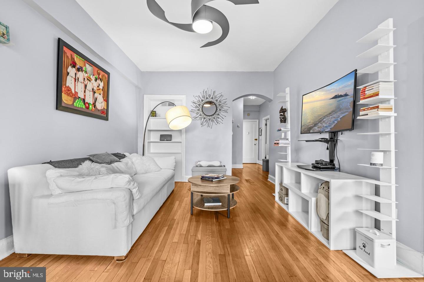 2032 Belmont Road Northwest, Unit 405 Washington, DC 20009 - Photo 8 of 23 Gallery Image 8