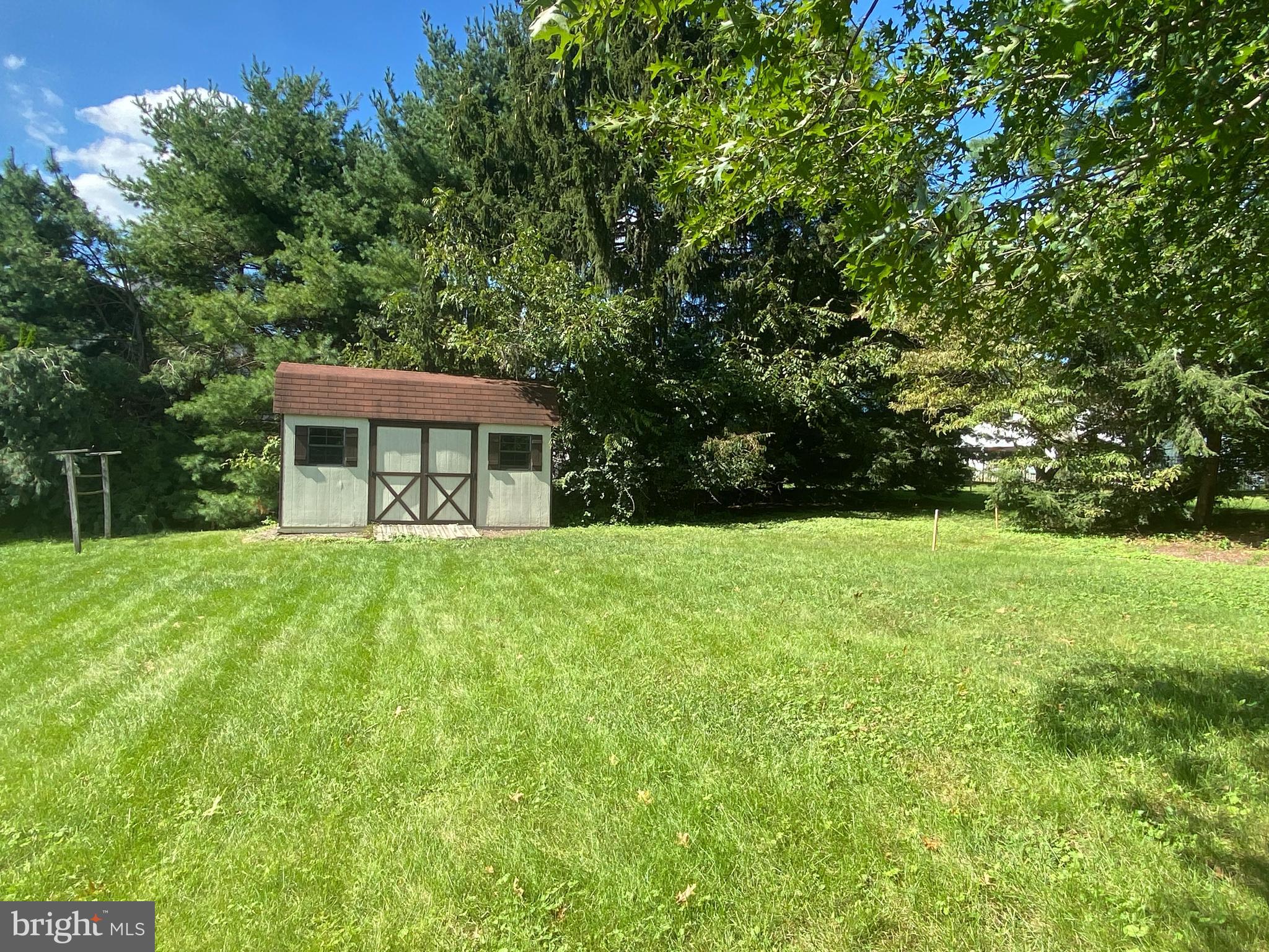191 Specht Road Pottstown, PA 19464 - Photo 5 of 41 Yard