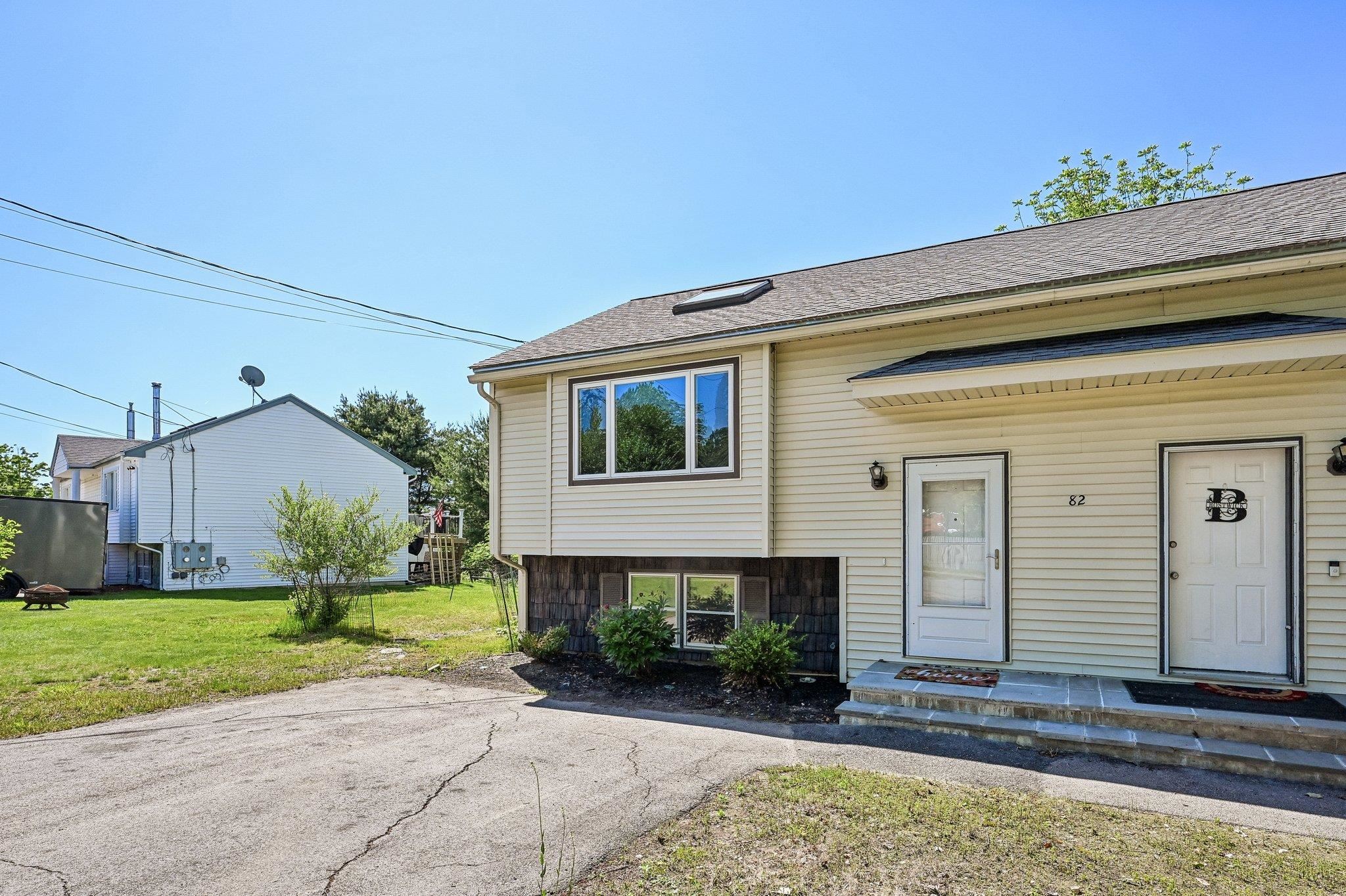 82 Derryfield Road, Unit L Derry, NH 03038 - Photo 2 of 34