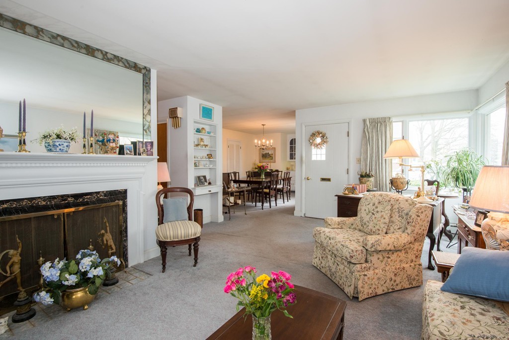 11 Pine Hill Road Swampscott, MA 01907 - Photo 2 of 30 Gallery Image 2