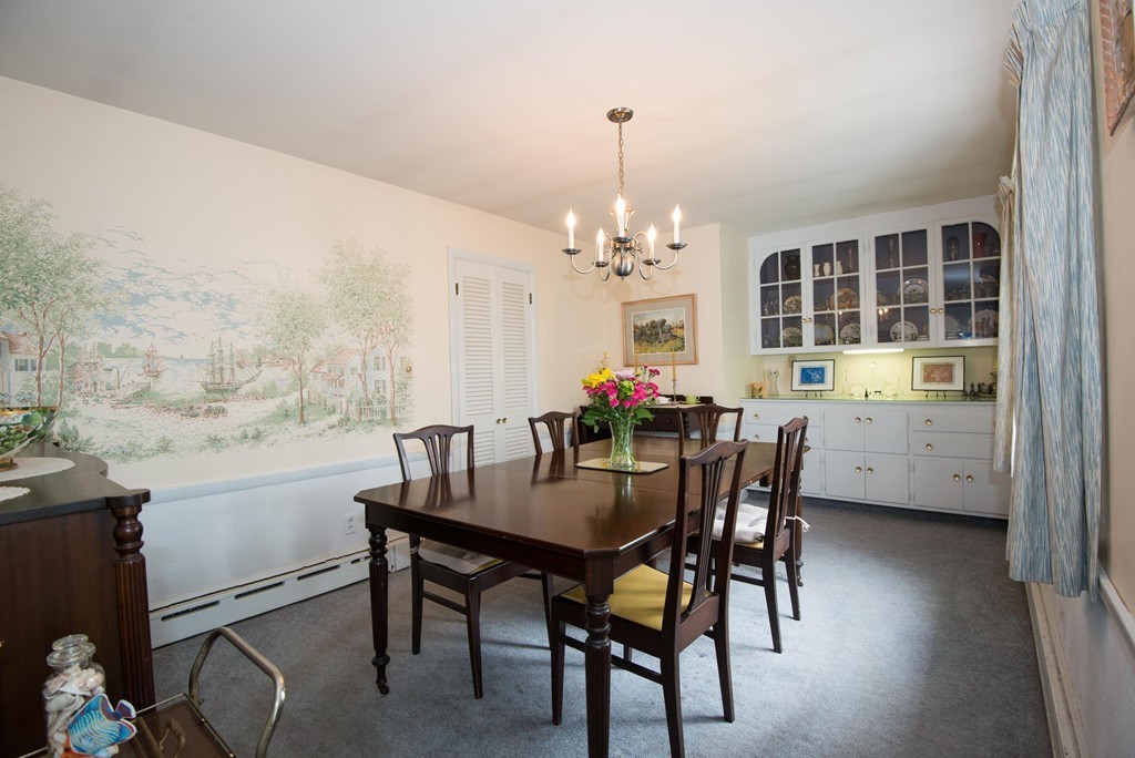 11 Pine Hill Road Swampscott, MA 01907 - Photo 10 of 30 Gallery Image 10