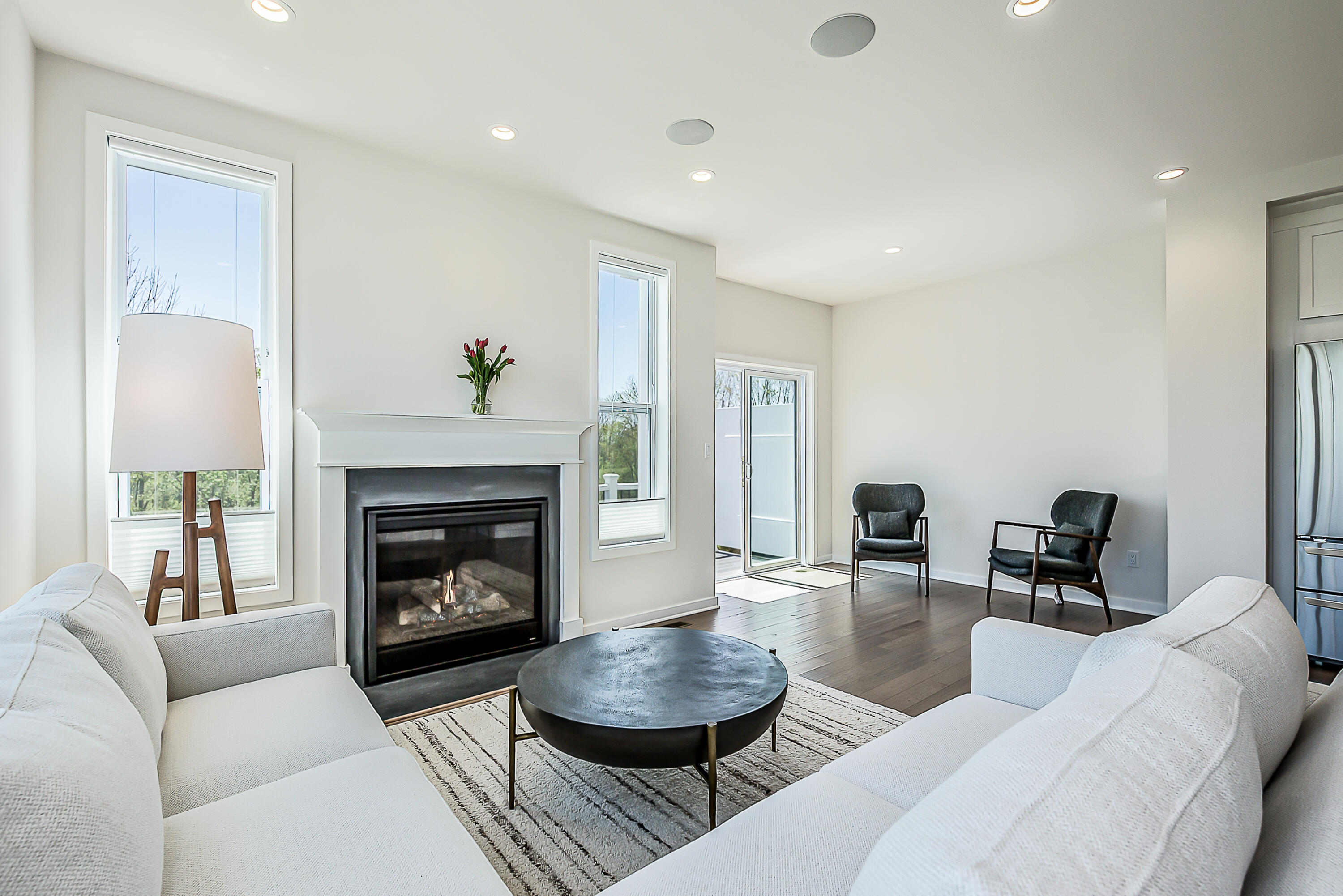 2938 Corston Road Ann Arbor, MI 48105 - Photo 19 of 54 Big windows