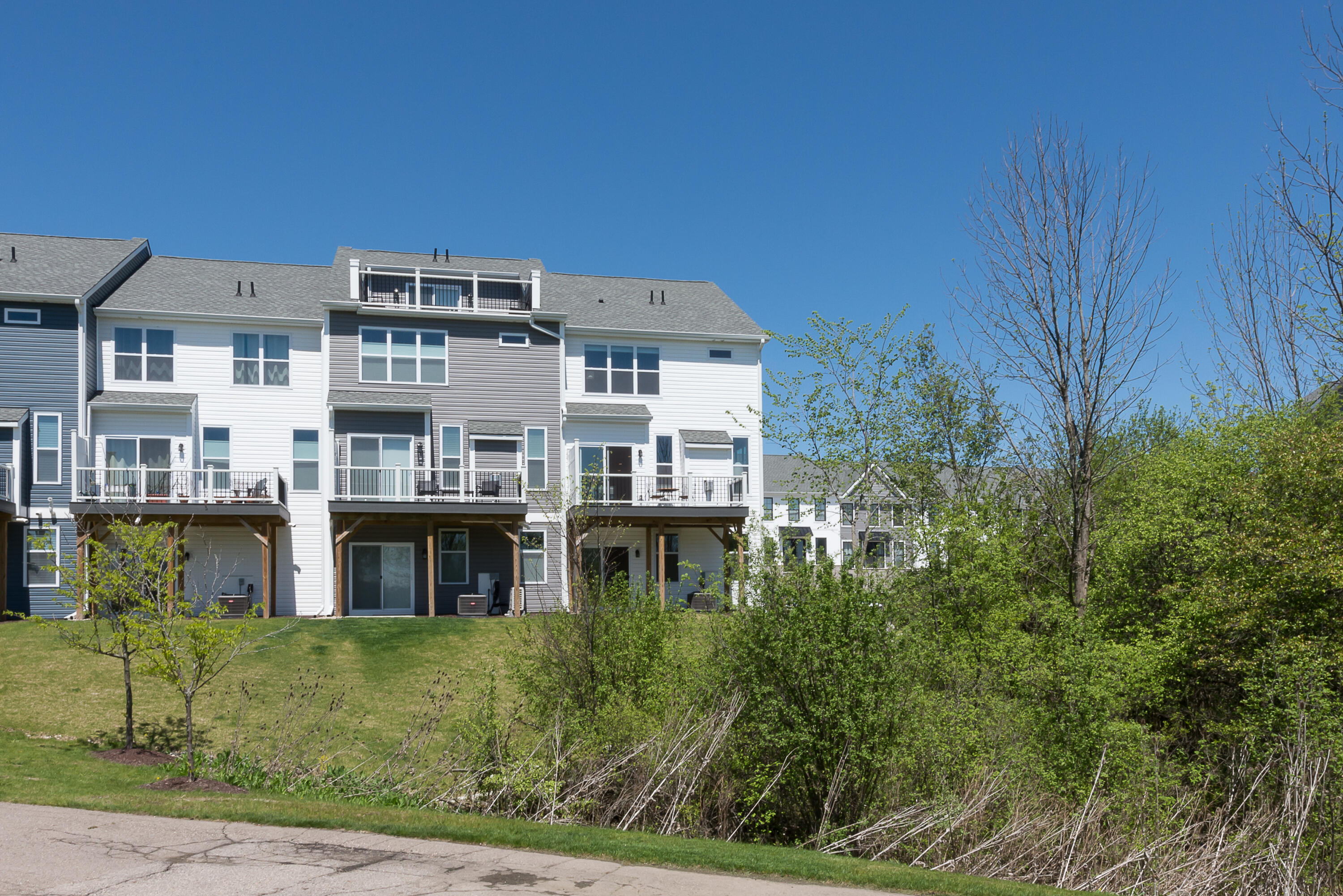 2938 Corston Road Ann Arbor, MI 48105 - Photo 46 of 54 DSC_4533