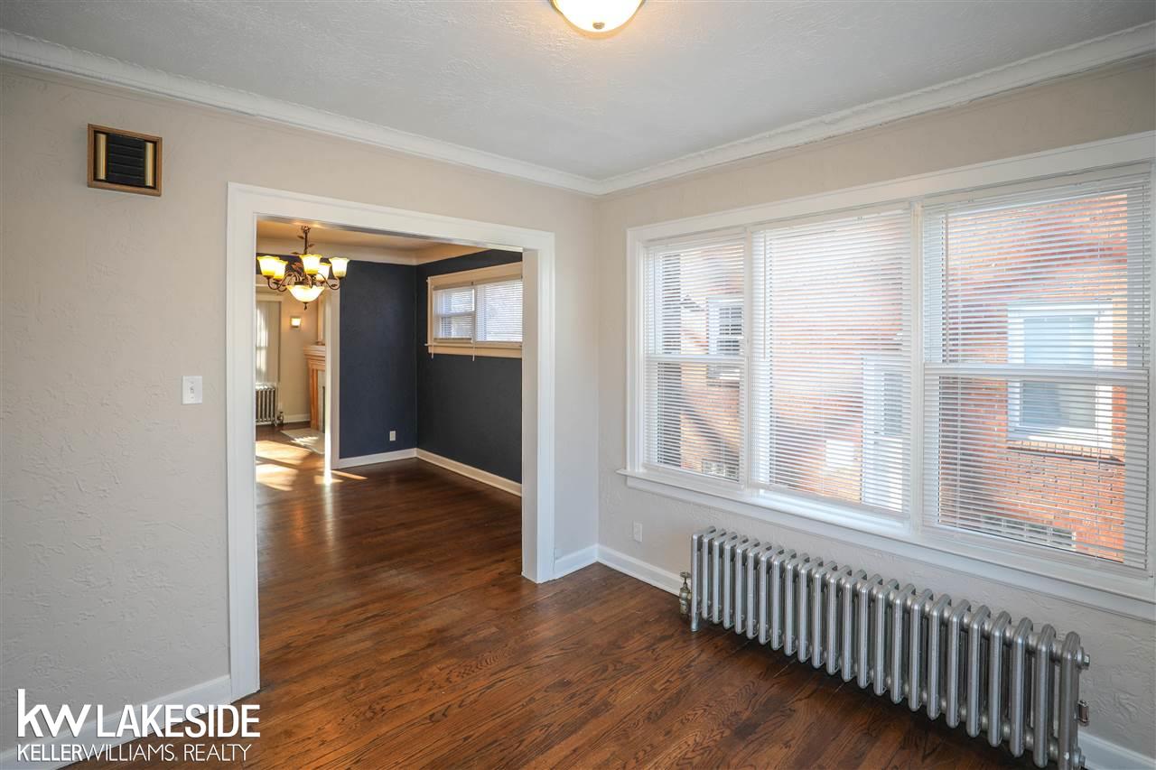 478 Cloverly Road Grosse Pointe Farms, MI 48236 - Photo 13 of 33