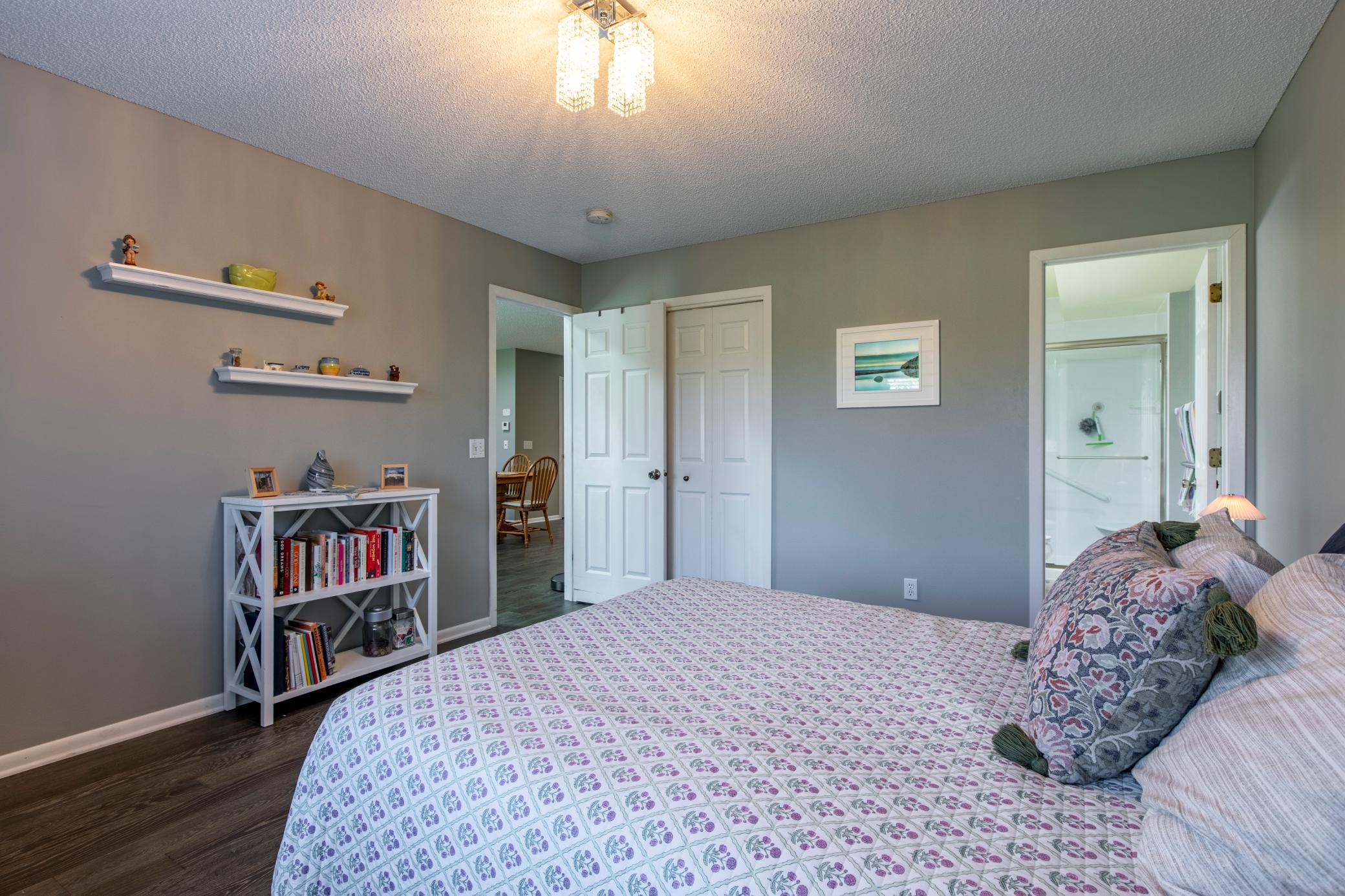 2429 Viola Heights Drive Northeast Rochester, MN 55906 - Photo 13 of 35