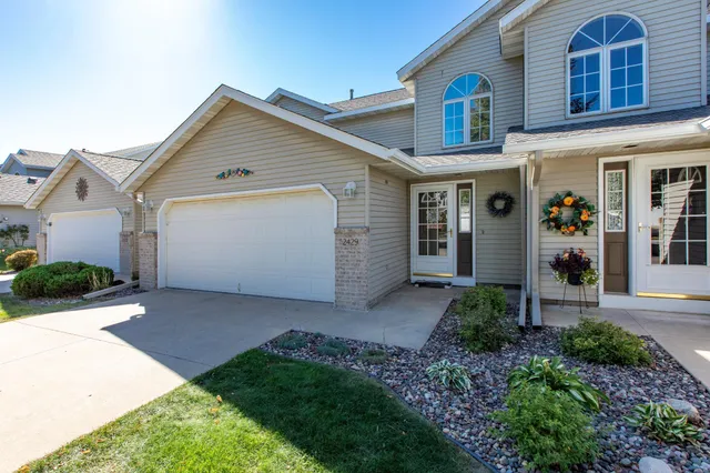 $315,000 | 2429 Viola Heights Drive Northeast, Rochester, MN 55906