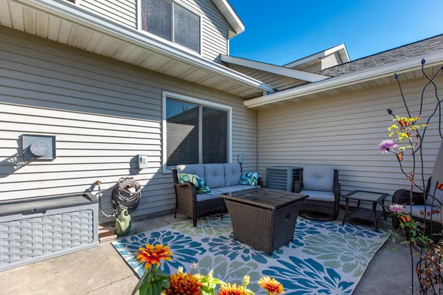 $315,000 | 2429 Viola Heights Drive Northeast, Rochester, MN 55906