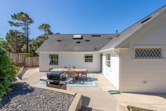 $2,850,000 | 1043 Mission Road, Pebble Beach, CA 93953