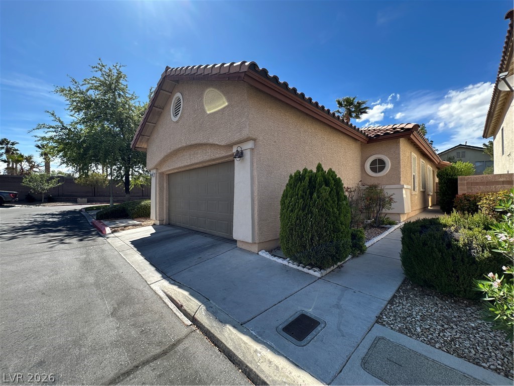 1109 Milpas Lane Las Vegas, NV 89134 - Photo 2 of 19