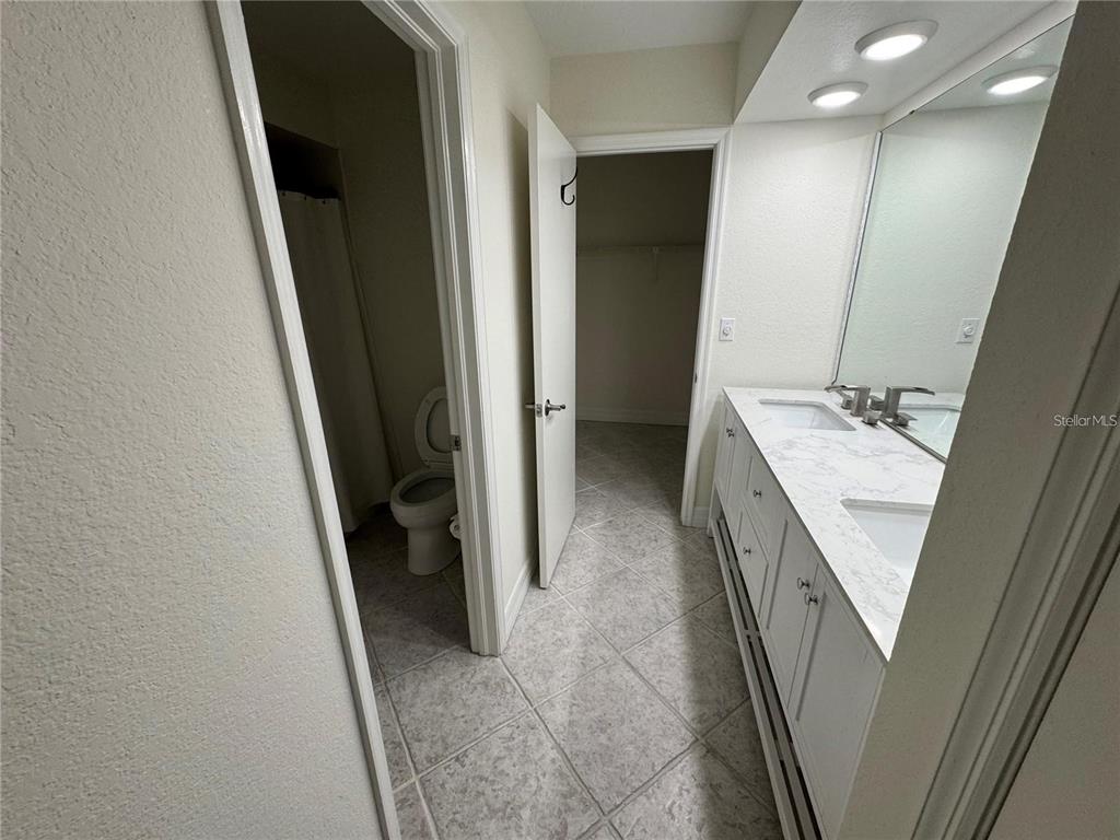 2275 South McCall Road, Unit 201 Englewood, FL 34224 - Photo 5 of 8