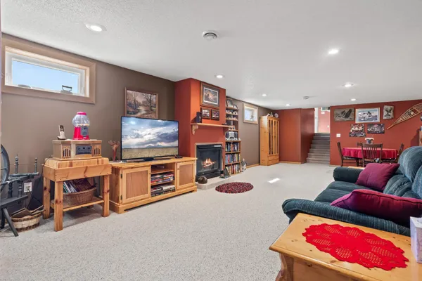 $409,900 | 13833 91st Street Southeast, Rutland, ND 58067