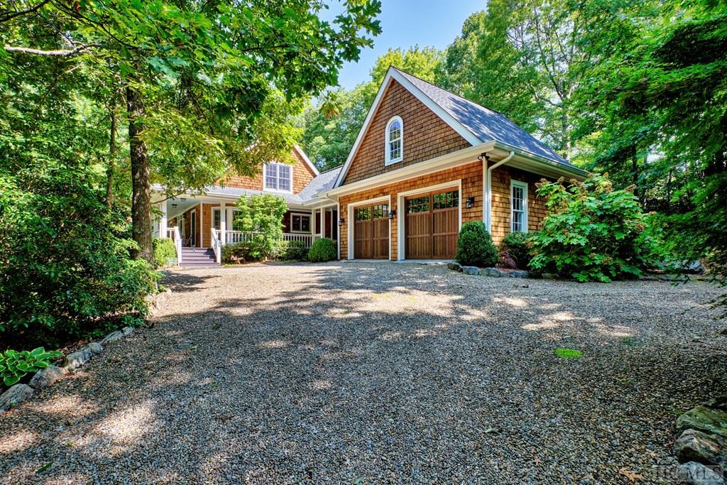 32 Eagle Ridge Drive Highlands, NC 28741 - Photo 2 of 27 Gallery Image 2