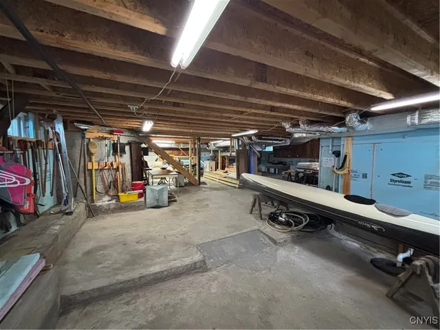 $1,889,000 | 139 Burtis Point Road, Owasco, NY 13021