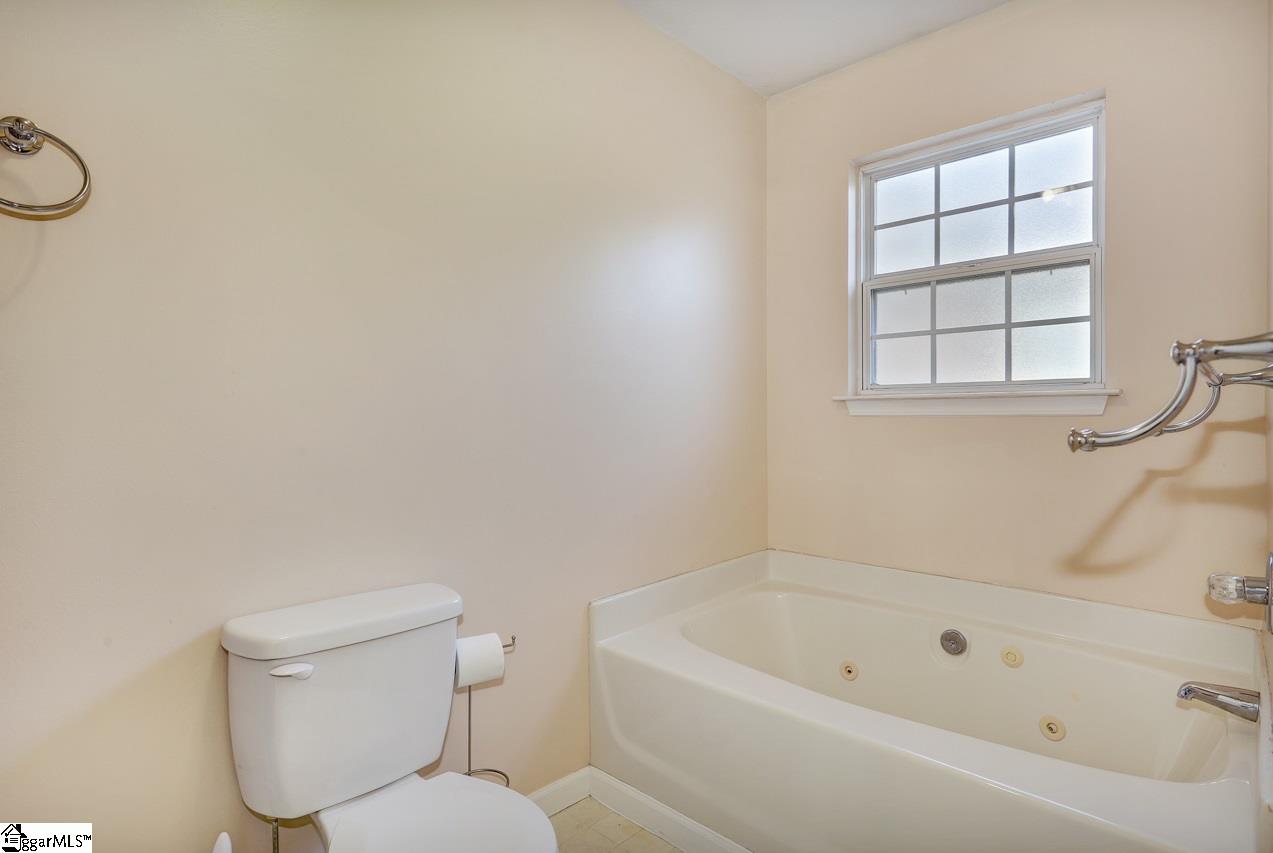 211 Spring Estates Drive Liberty, SC 29657 - Photo 11 of 17 Gallery Image 11