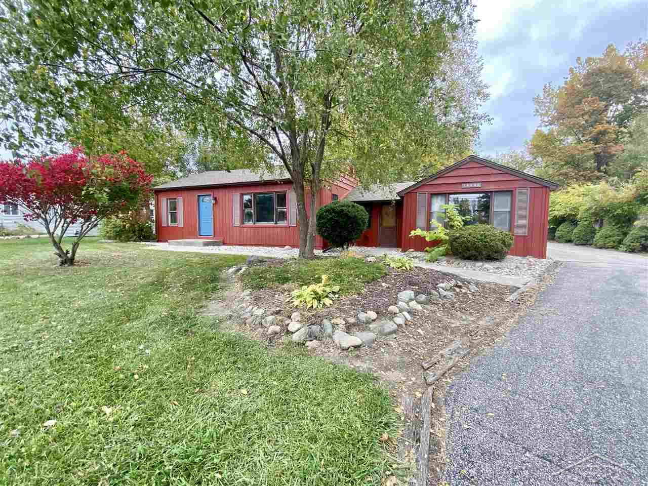 15640 Gratiot Road Hemlock, MI 48626 - Photo 2 of 24 50026543-1.JPG