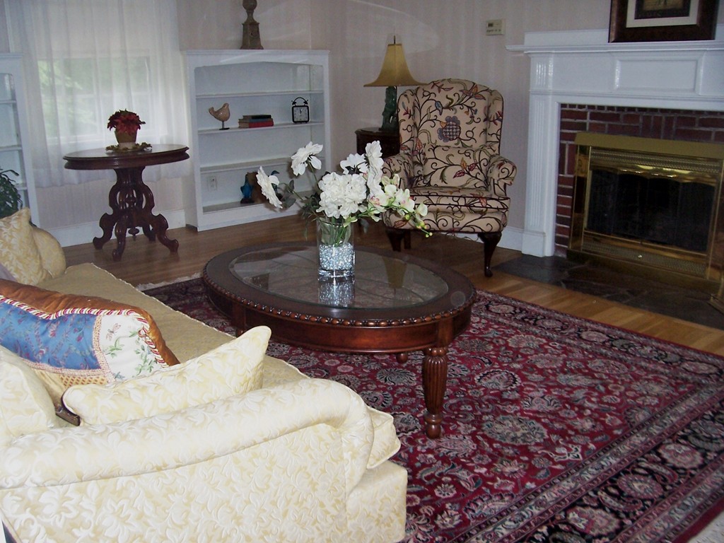 4 Clifton Road Natick, MA 01760 - Photo 5 of 21 Gallery Image 5