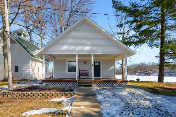 $640,000 | 11309 Sunset Point Drive, Plainwell, MI 49080