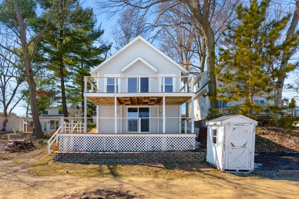 $640,000 | 11309 Sunset Point Drive, Plainwell, MI 49080