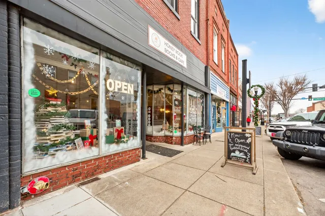 a view of steet corner