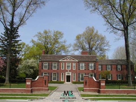 170 Provencal Road Grosse Pointe, MI 48236 - Photo 1 of 12 841842.JPG