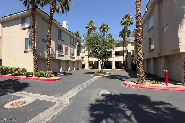 $1,200 | 7159 South Durango Drive, Unit 310, Las Vegas, NV 89113