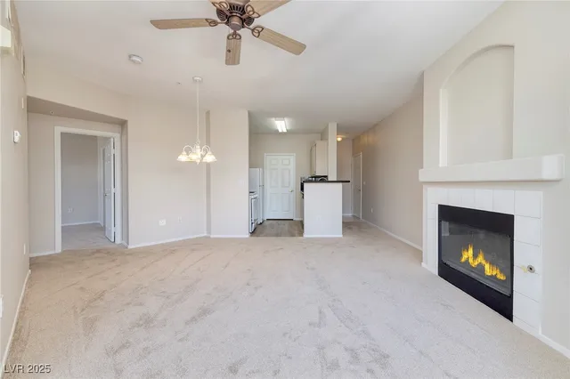 $1,200 | 7159 South Durango Drive, Unit 310, Las Vegas, NV 89113
