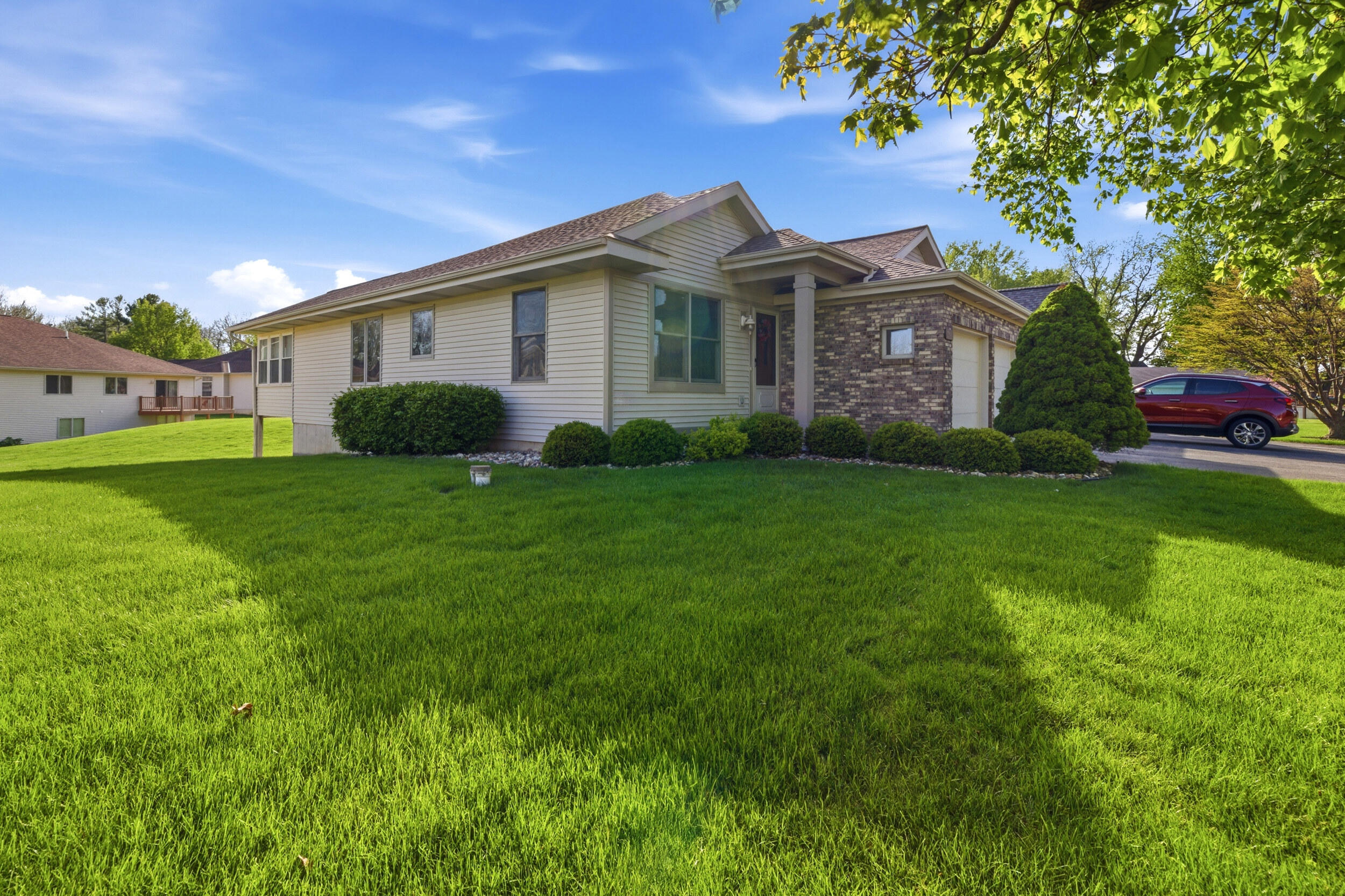 3590 Brook Point Drive Hamilton, MI 49419 - Photo 35 of 38 3590 brook point dr-008