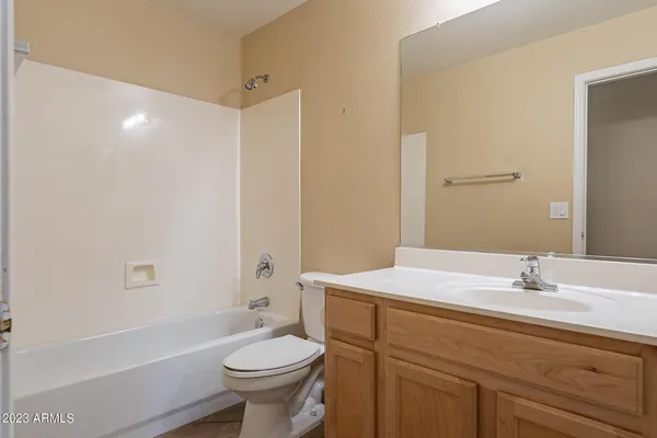 $2,250 | 4073 South Shady Court, Gilbert, AZ 85297