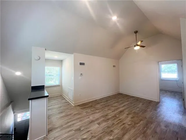 $1,300 | 577 Central Avenue, Unit 2, Jefferson, LA 70121