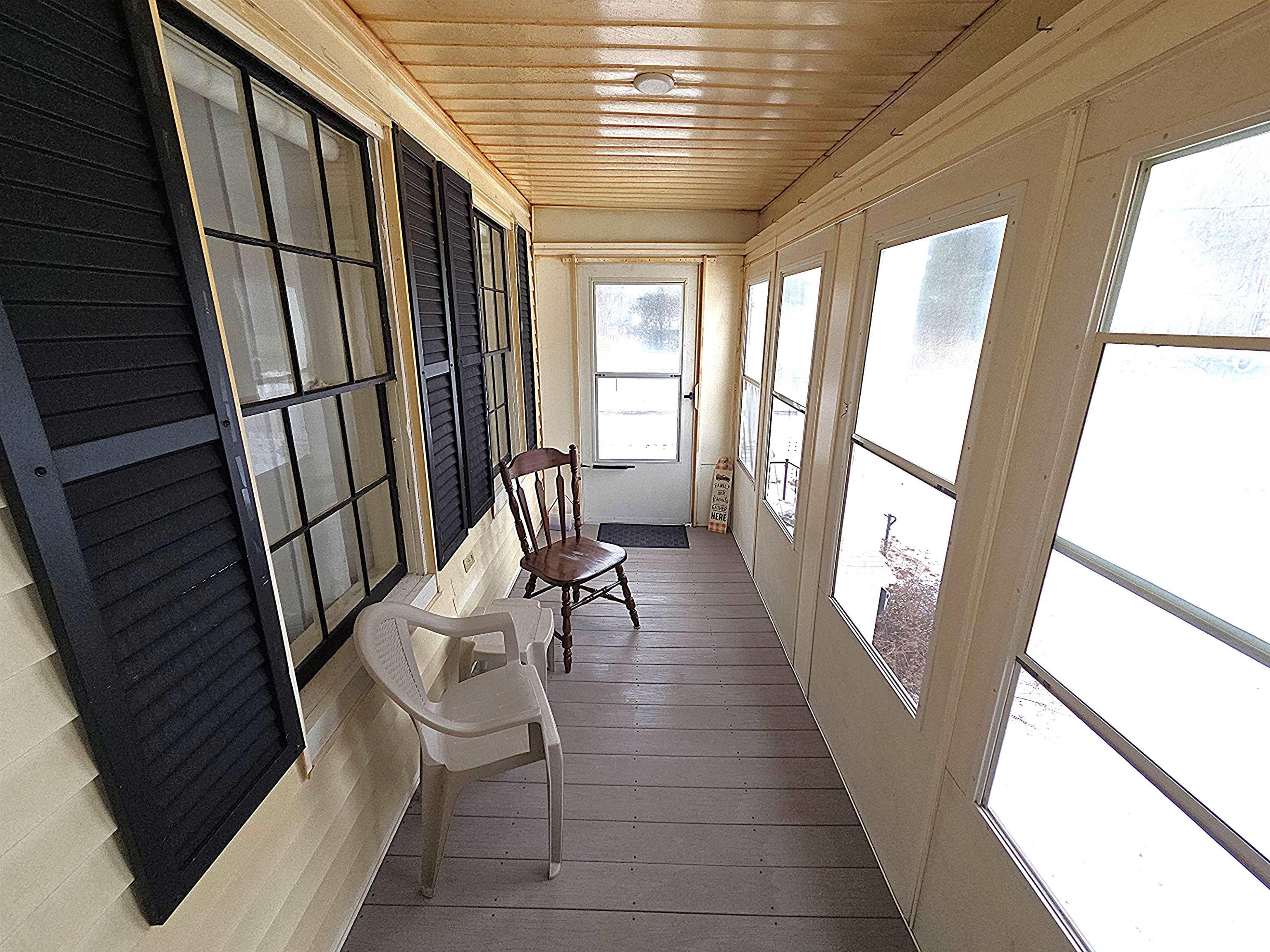 25 Pleasant Street Farmington, NH 03835 - Photo 34 of 41