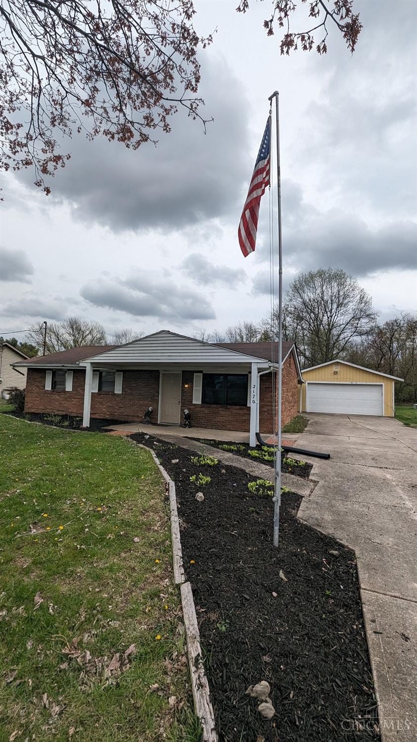 2170 W Road New Richmond, OH 45157 - Photo 2 of 25