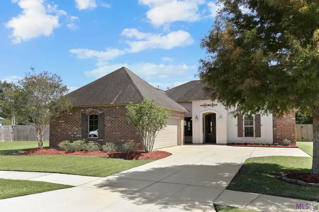 $399,000 | 16472 Orchard Way Drive, Prairieville, LA 70769