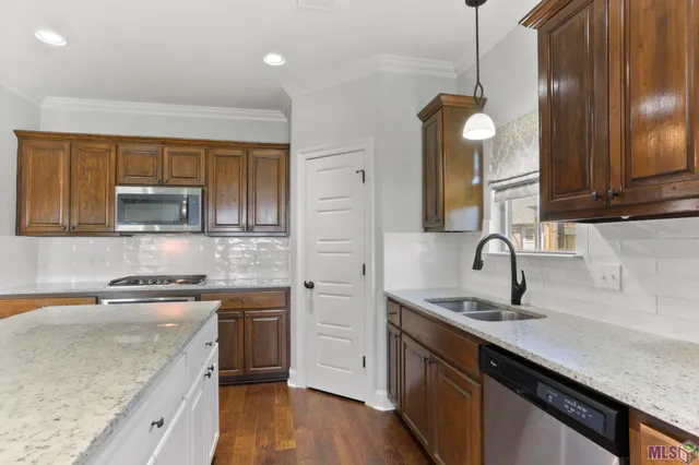 $399,000 | 16472 Orchard Way Drive, Prairieville, LA 70769