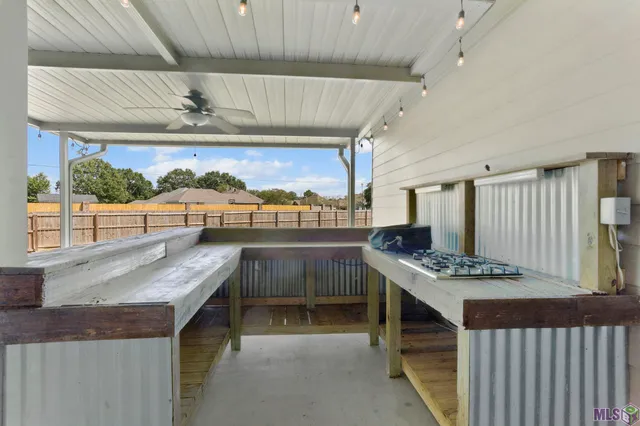 $399,000 | 16472 Orchard Way Drive, Prairieville, LA 70769