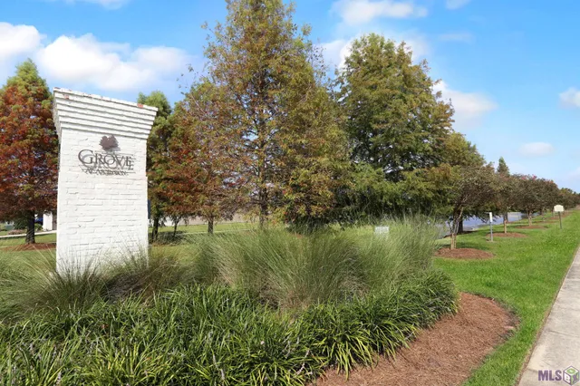 $399,000 | 16472 Orchard Way Drive, Prairieville, LA 70769