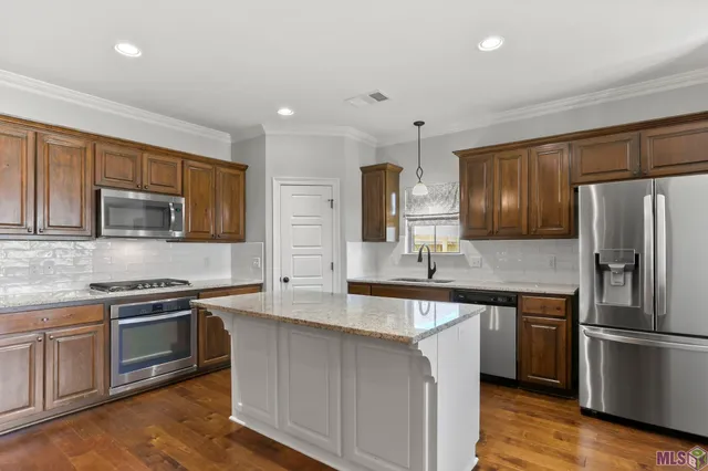 $399,000 | 16472 Orchard Way Drive, Prairieville, LA 70769