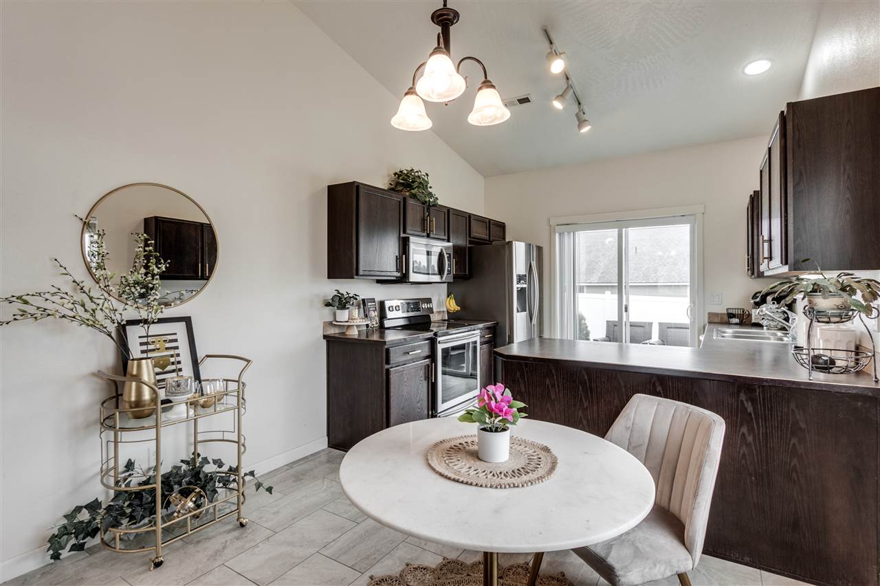 4515 South Mack Road Spokane, WA 99224 - Photo 6 of 20