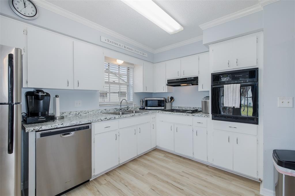 6651 Timbercove Lane New Port Richey, FL 34653 - Photo 13 of 39