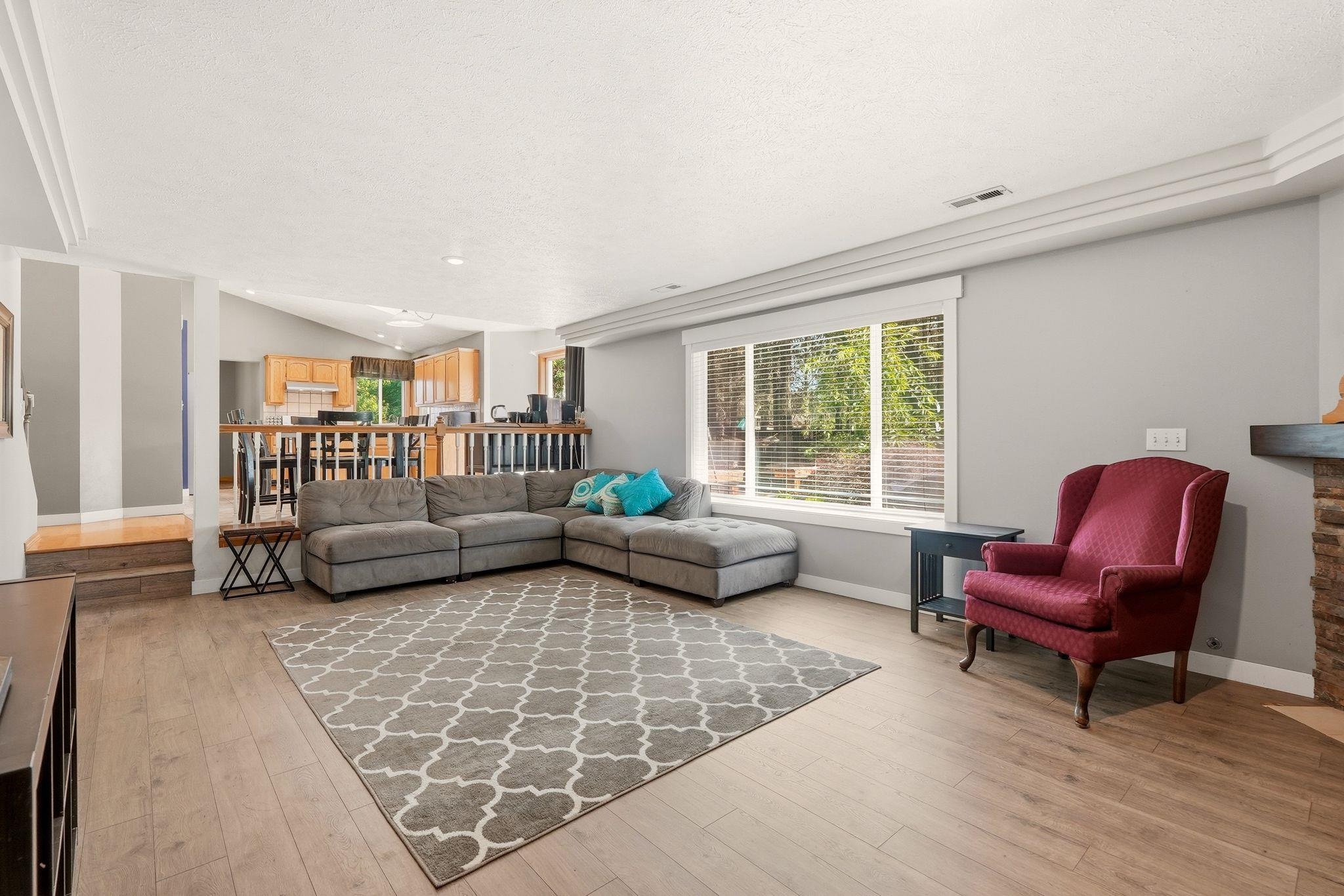 4417 East Woodglen Road Mead, WA 99021 - Photo 15 of 47