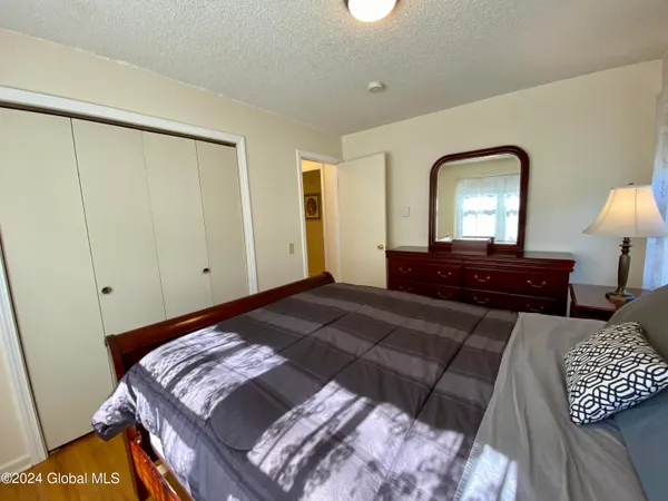 $20,000 | 12 Lakewood Drive, Saratoga Springs, NY 12866