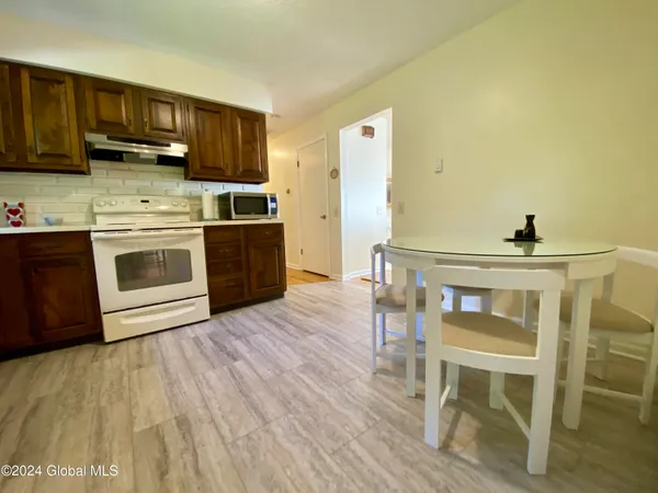 $20,000 | 12 Lakewood Drive, Saratoga Springs, NY 12866