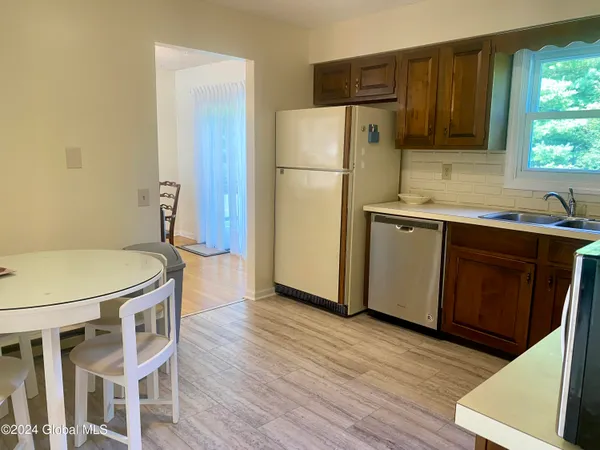 $20,000 | 12 Lakewood Drive, Saratoga Springs, NY 12866