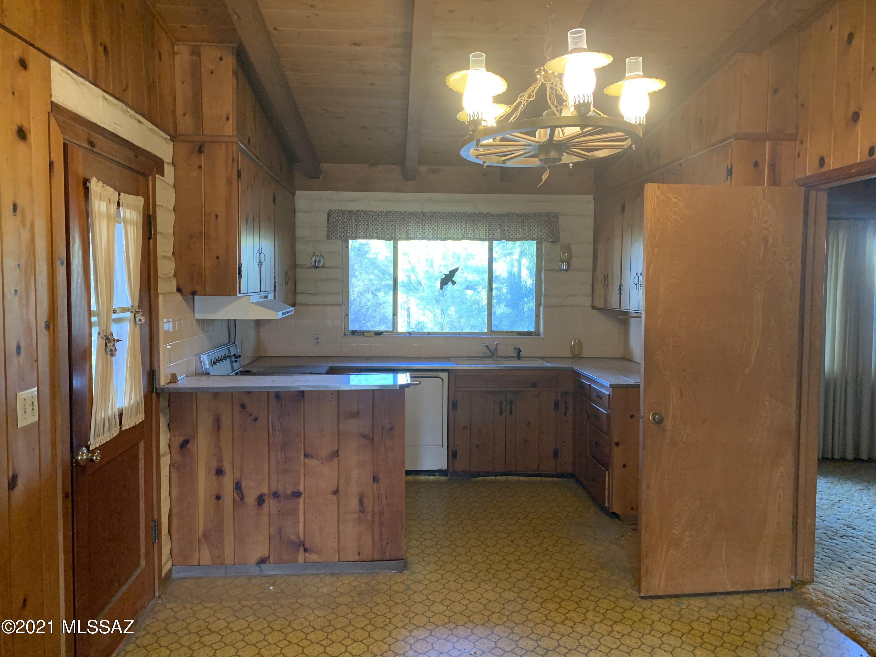 9161 East Magdalena Road Tucson, AZ 85710 - Photo 13 of 23 Gallery Image 13