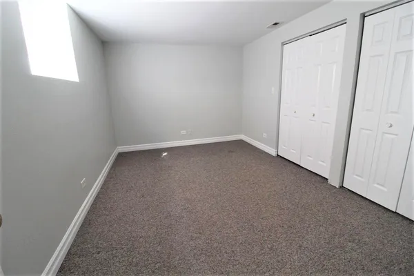 $2,400 | 4347 North Sawyer Avenue, Unit 1D, Chicago, IL 60618
