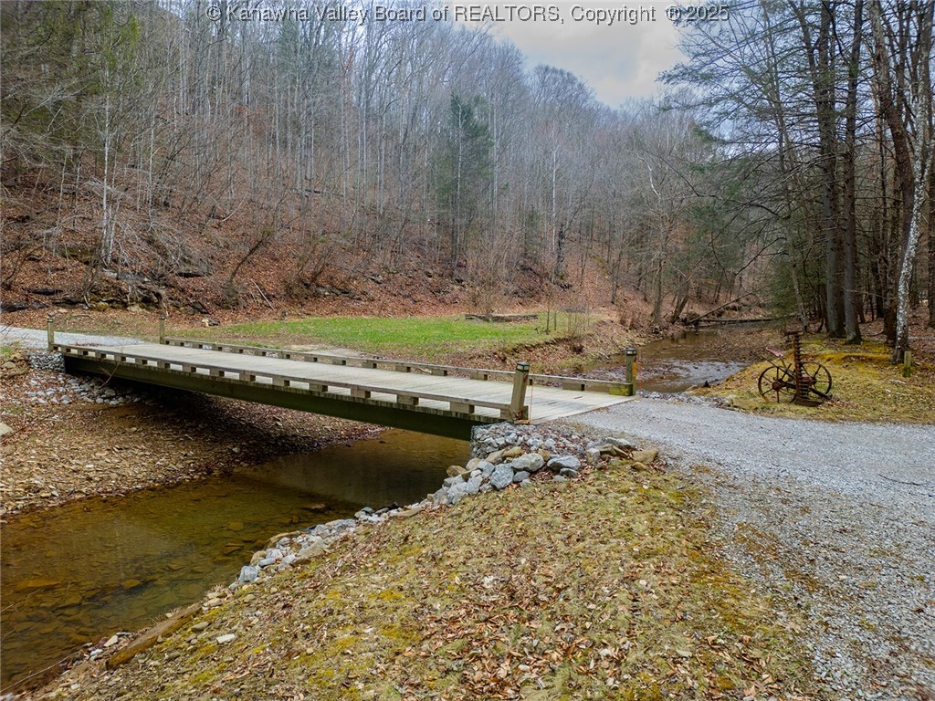 254 Wicket Road Clendenin, WV 25045 - Photo 27 of 37 Gallery Image 27