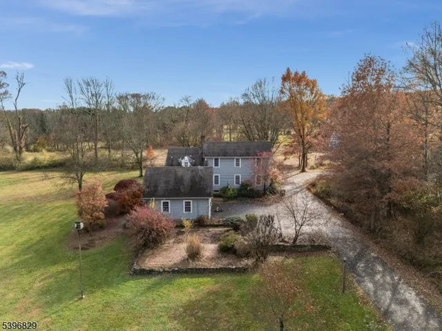 $1,375,000 | 140 Driftway East, Hampton, NJ 08827